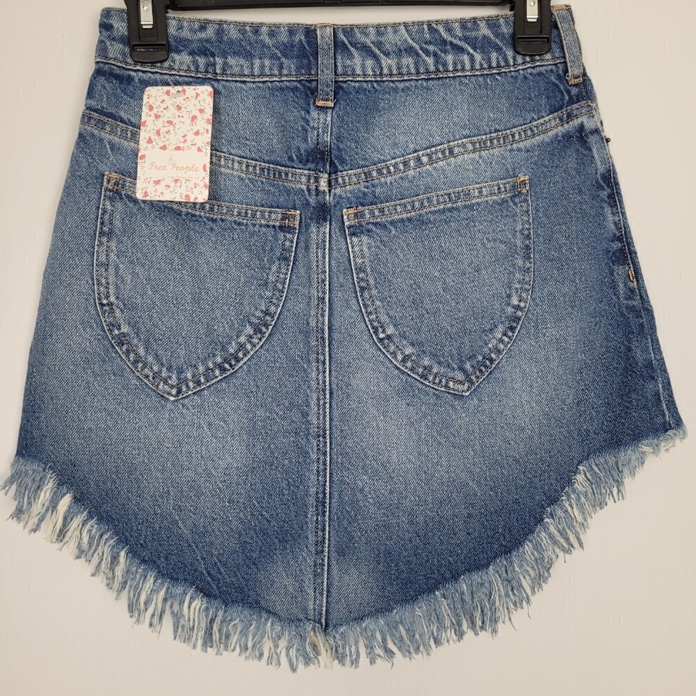 NWT Free People We The Free Bailey Raw Hem Denim Mini Skirt Indigo Blue 25 - Picture 5 of 12